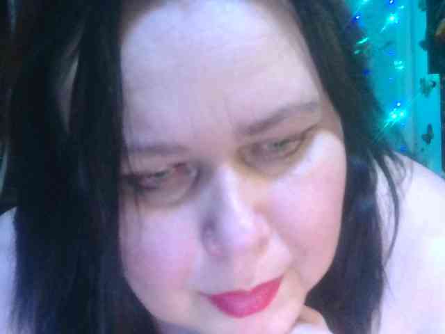 CharleeKendall webcam