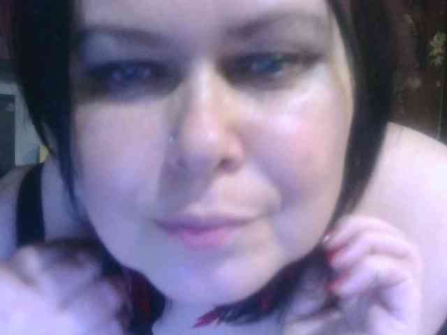 CharleeKendall webcam