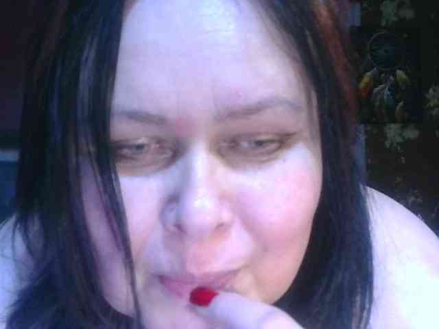 CharleeKendall webcam