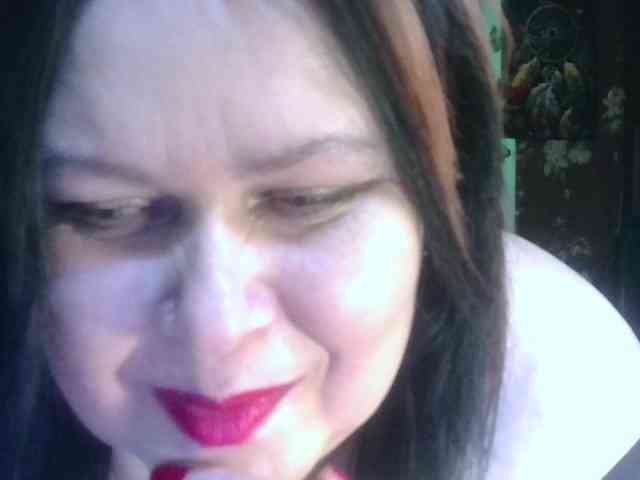 CharleeKendall webcam