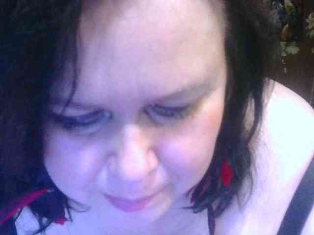 CharleeKendall webcam