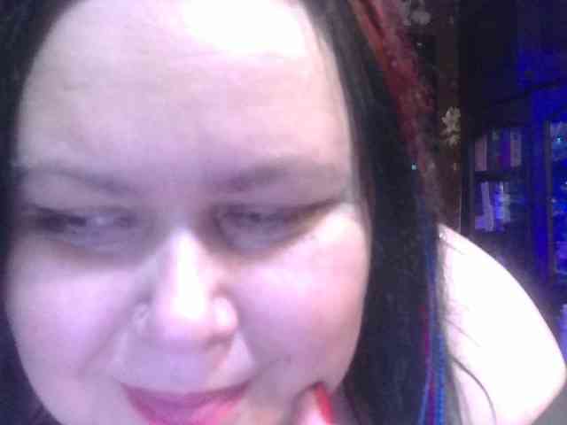 CharleeKendall webcam