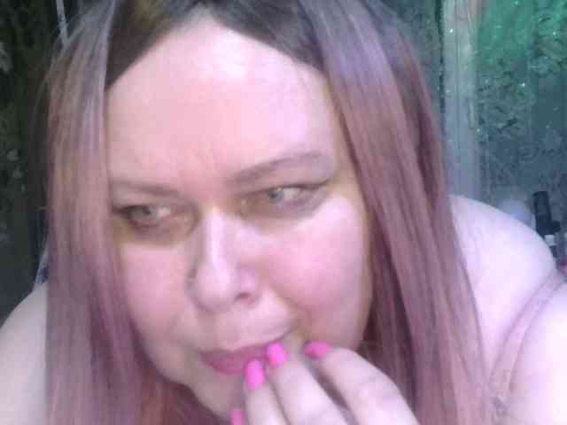 CharleeKendall webcam