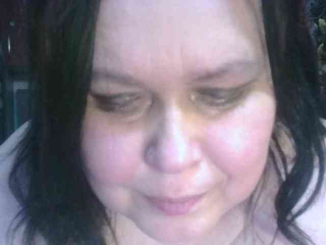 CharleeKendall webcam