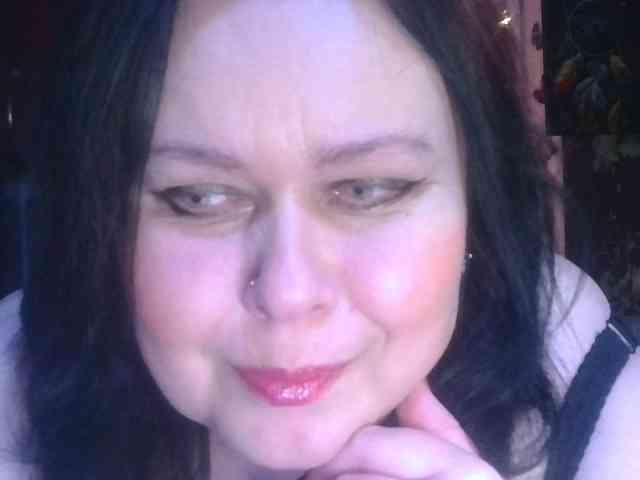 CharleeKendall webcam