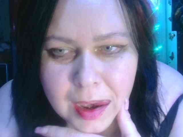 CharleeKendall webcam