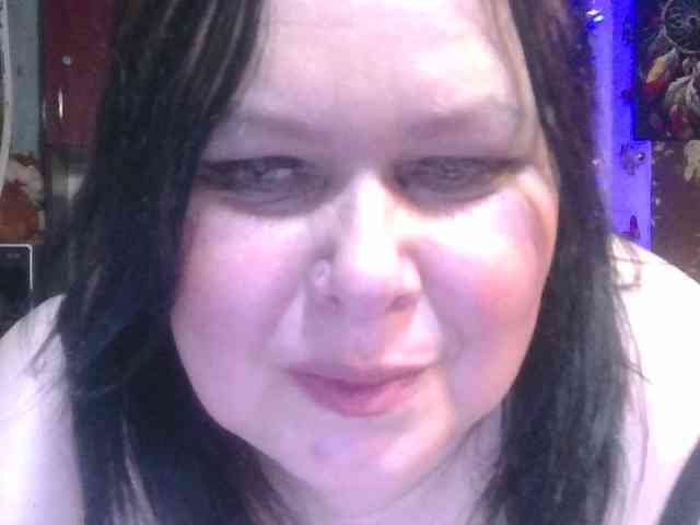 CharleeKendall webcam