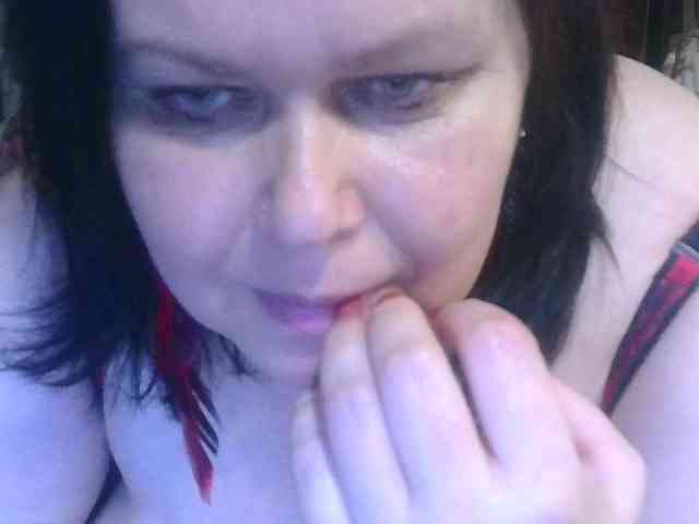 CharleeKendall webcam