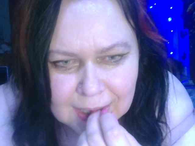 CharleeKendall Live Webcam on BongaCams