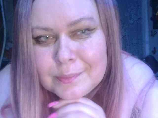 CharleeKendall webcam