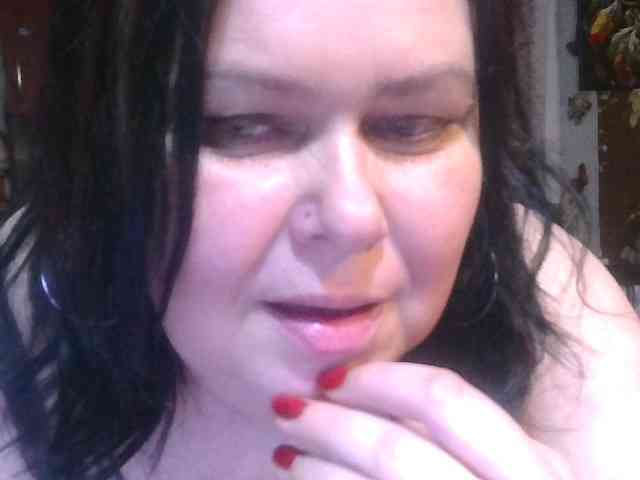 CharleeKendall webcam