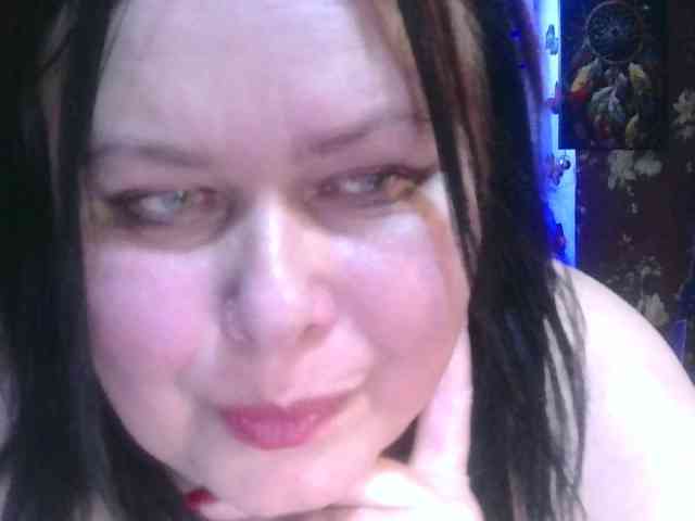 CharleeKendall webcam