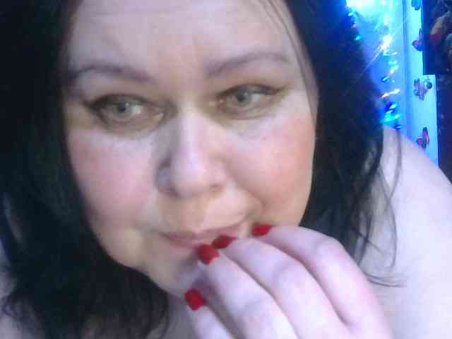 CharleeKendall webcam