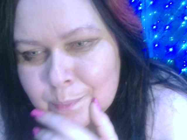 CharleeKendall webcam