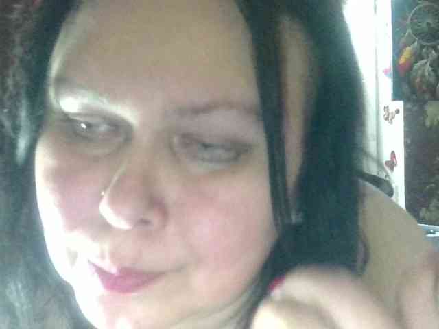 CharleeKendall webcam