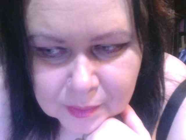 CharleeKendall webcam