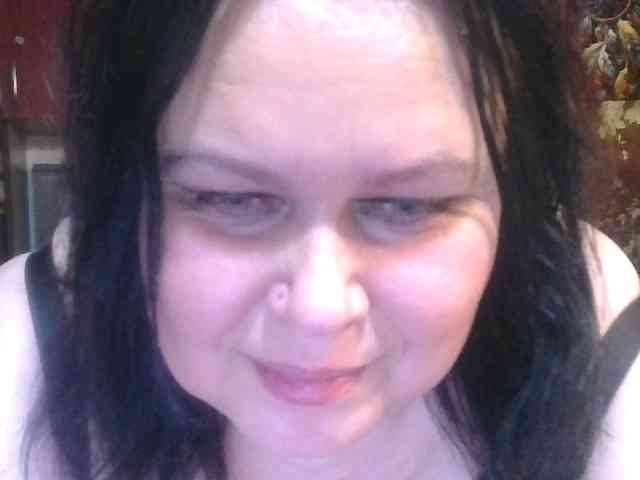 CharleeKendall webcam