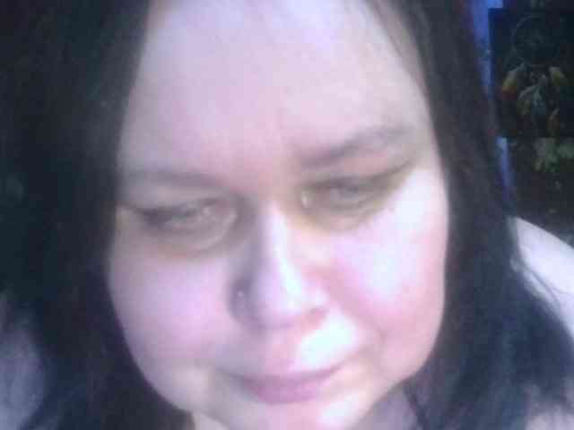 CharleeKendall webcam