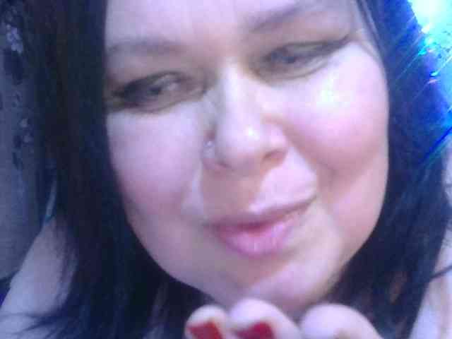 CharleeKendall webcam