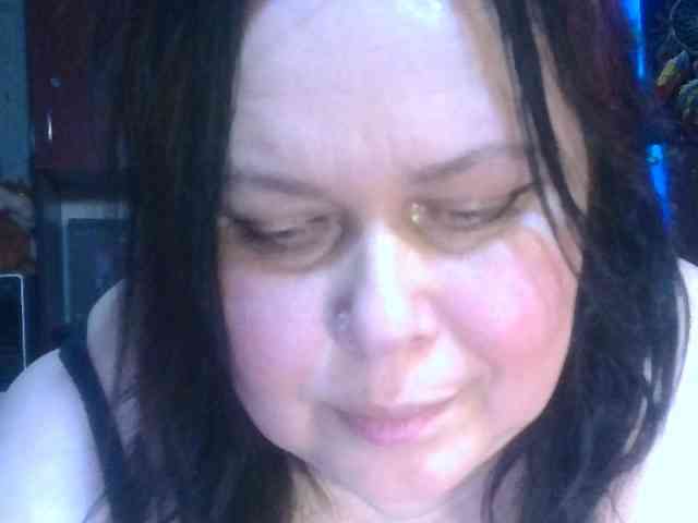 CharleeKendall webcam