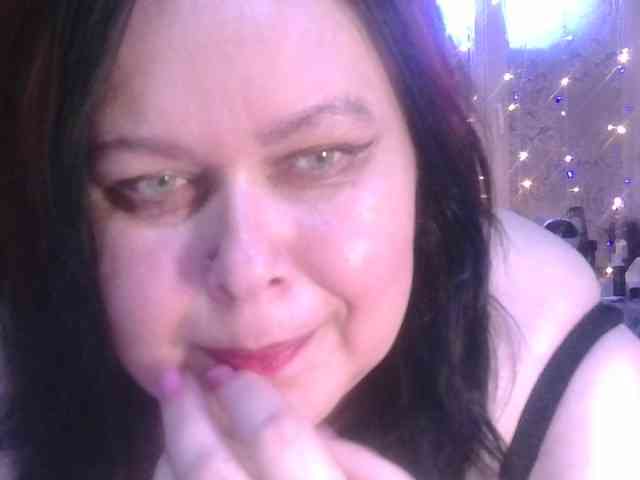 CharleeKendall webcam