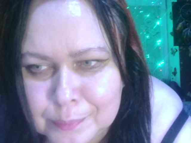 CharleeKendall webcam