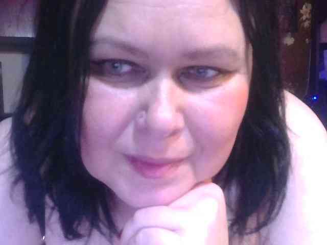 CharleeKendall webcam