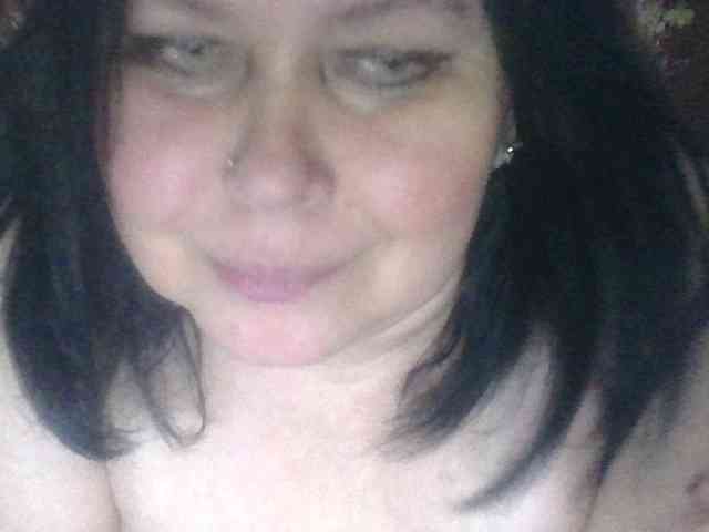 CharleeKendall webcam