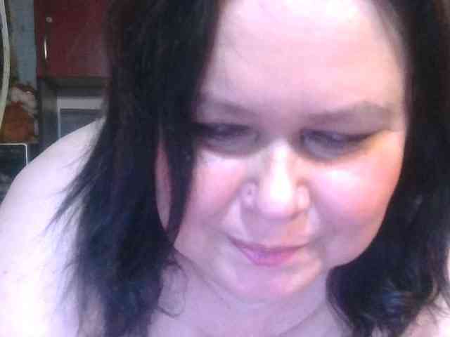 CharleeKendall webcam