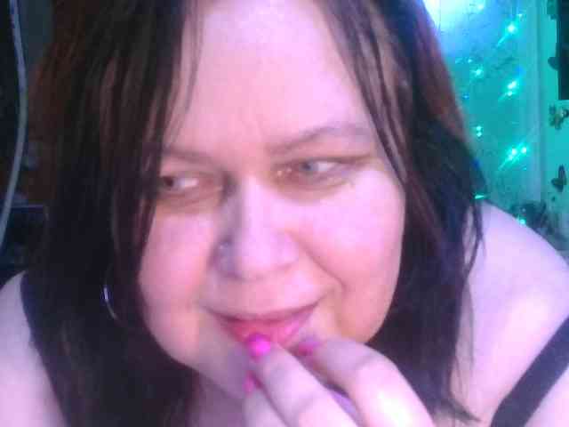 CharleeKendall webcam