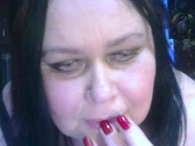 CharleeKendall webcam