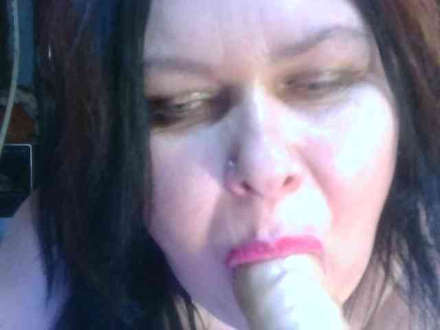 CharleeKendall webcam