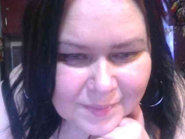 CharleeKendall webcam