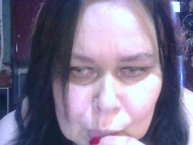 CharleeKendall webcam