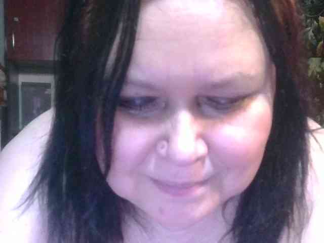 CharleeKendall webcam