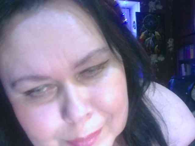 CharleeKendall webcam