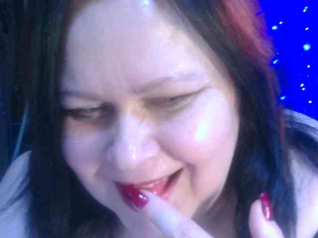 CharleeKendall webcam