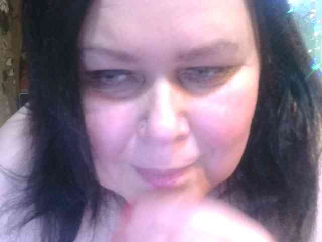 CharleeKendall webcam