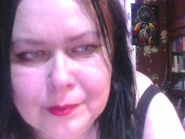 CharleeKendall webcam