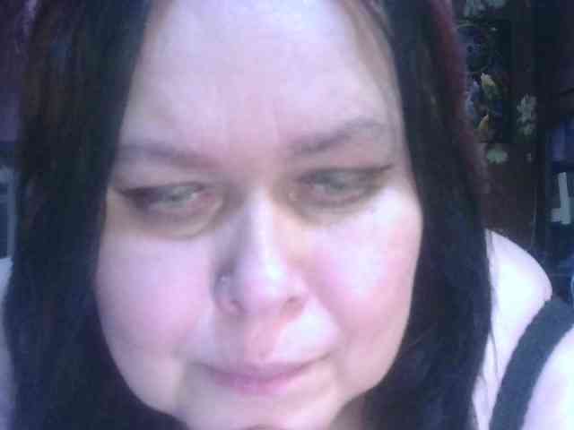 CharleeKendall webcam