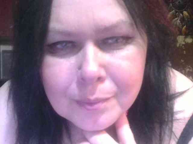 CharleeKendall webcam