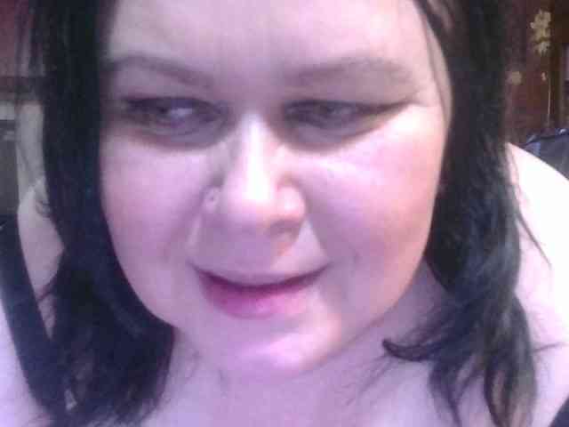 CharleeKendall webcam