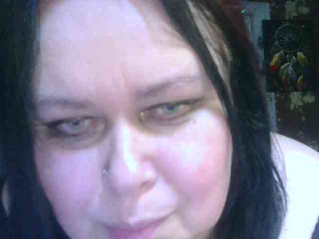 CharleeKendall webcam