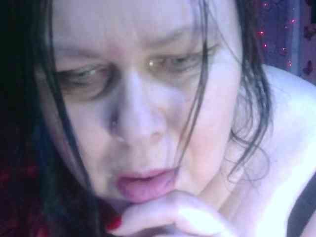 CharleeKendall Live Webcam on BongaCams