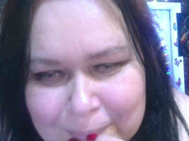 CharleeKendall webcam