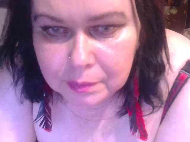 CharleeKendall bongacams