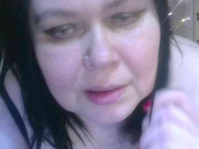 CharleeKendall webcam