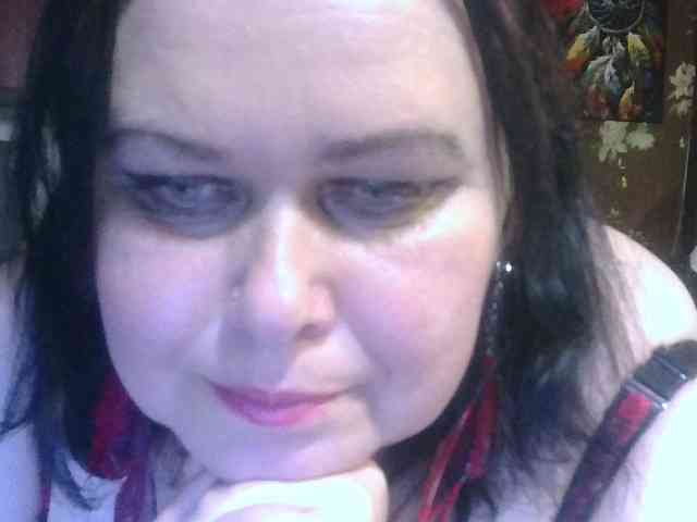 CharleeKendall webcam