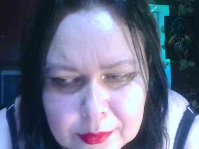 CharleeKendall webcam