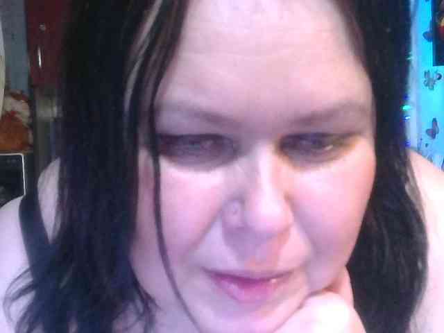 CharleeKendall webcam